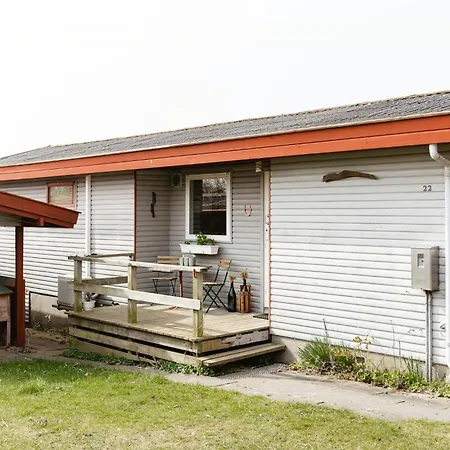 Feriehus Colourful Family House With Pastels And Garden Martofte